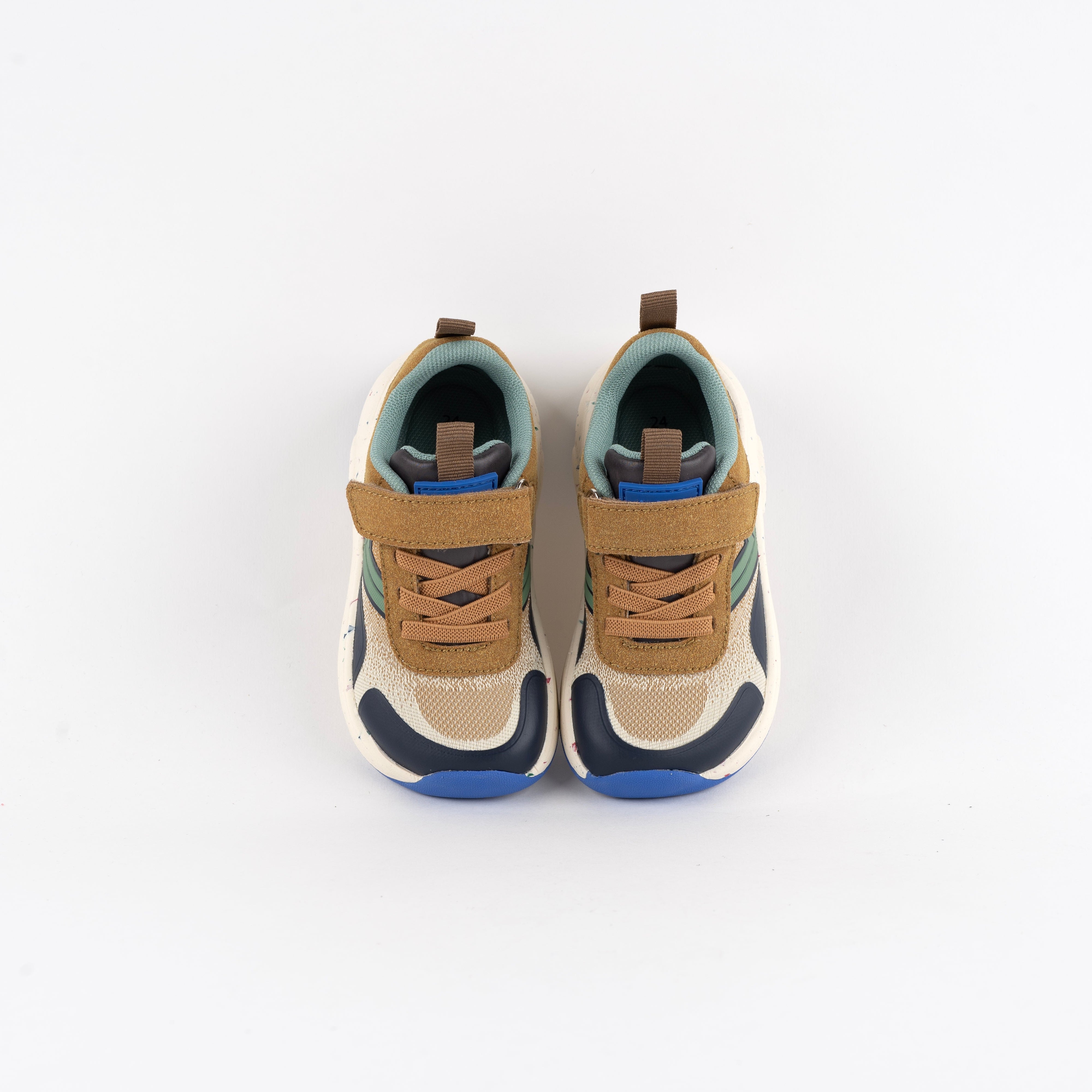 Victoria Tenis Kai Topo