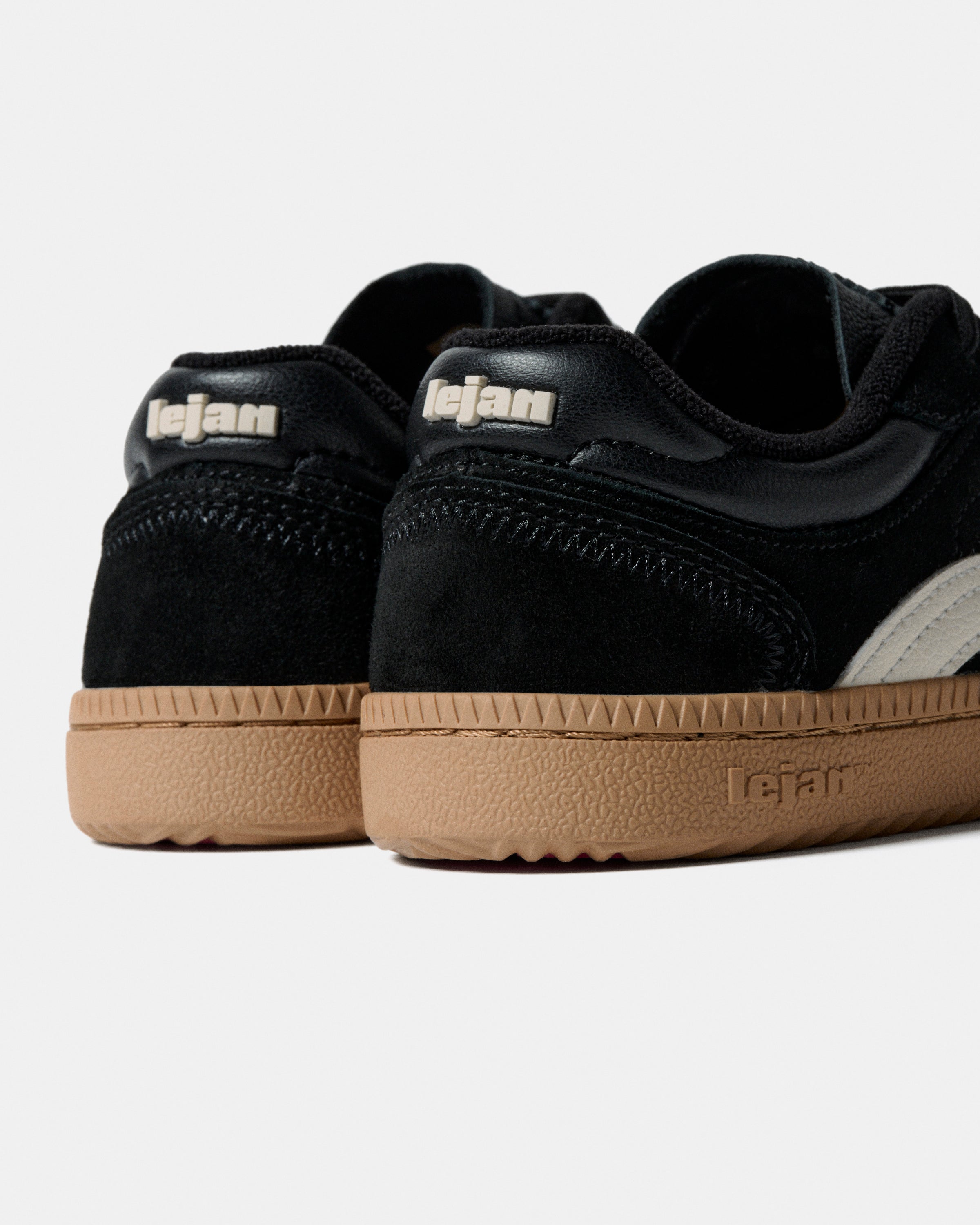 Lejan One Adult Black