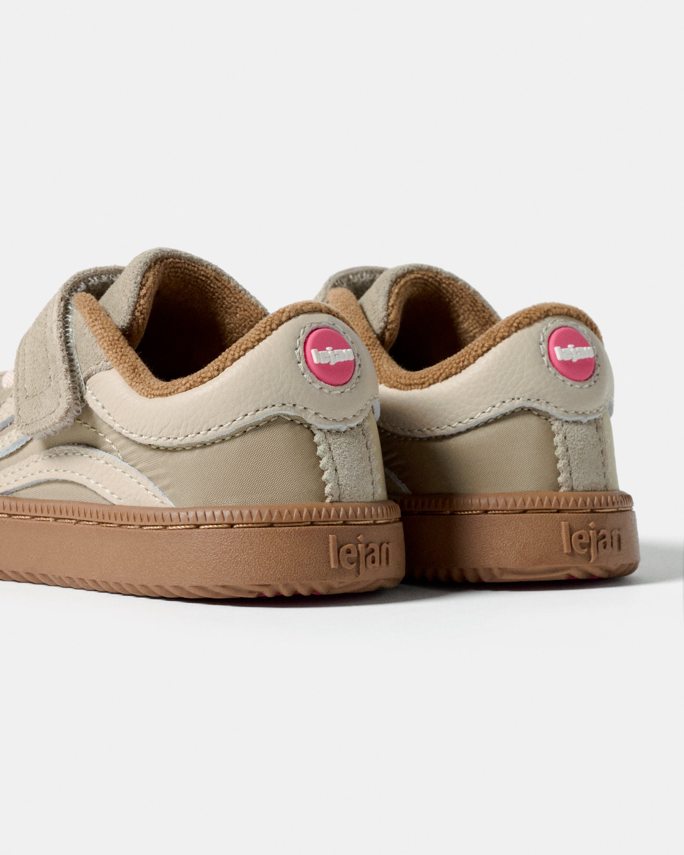 Lejan One Dark Beige